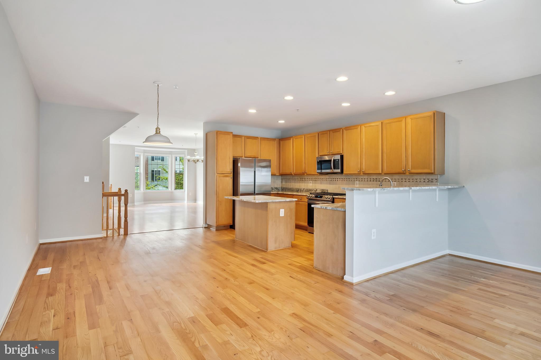 14048 Rockingham Road Germantown, MD 20874 - Photo 8 of 30 Gallery Image 8