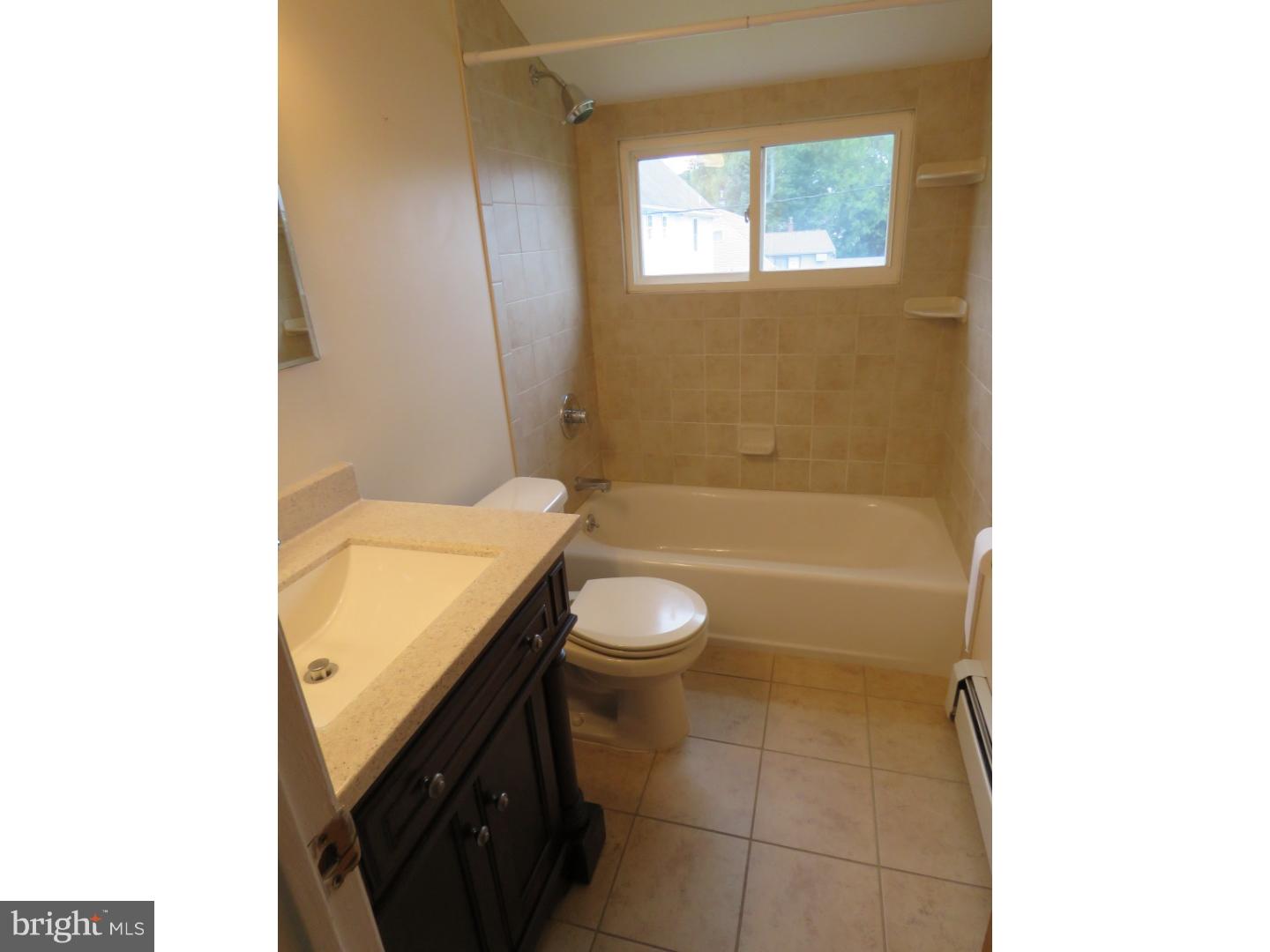 89 Crystal Road Levittown, PA 19057 - Photo 9 of 14 Bathroom