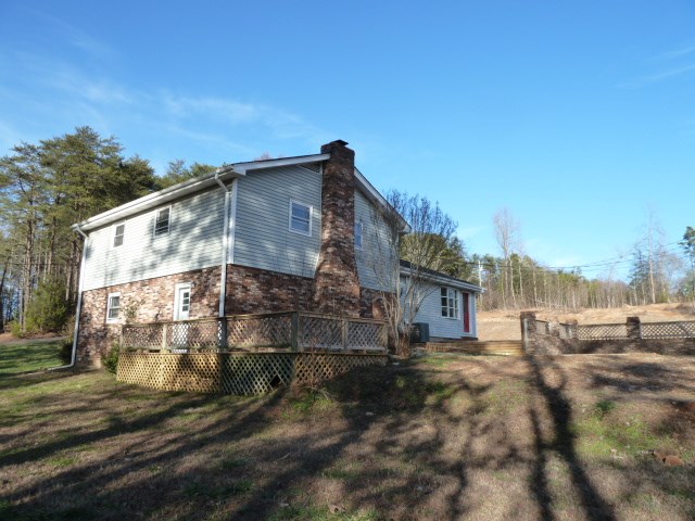 197 Duncan Road Easley, SC 29640 - Photo 4 of 24