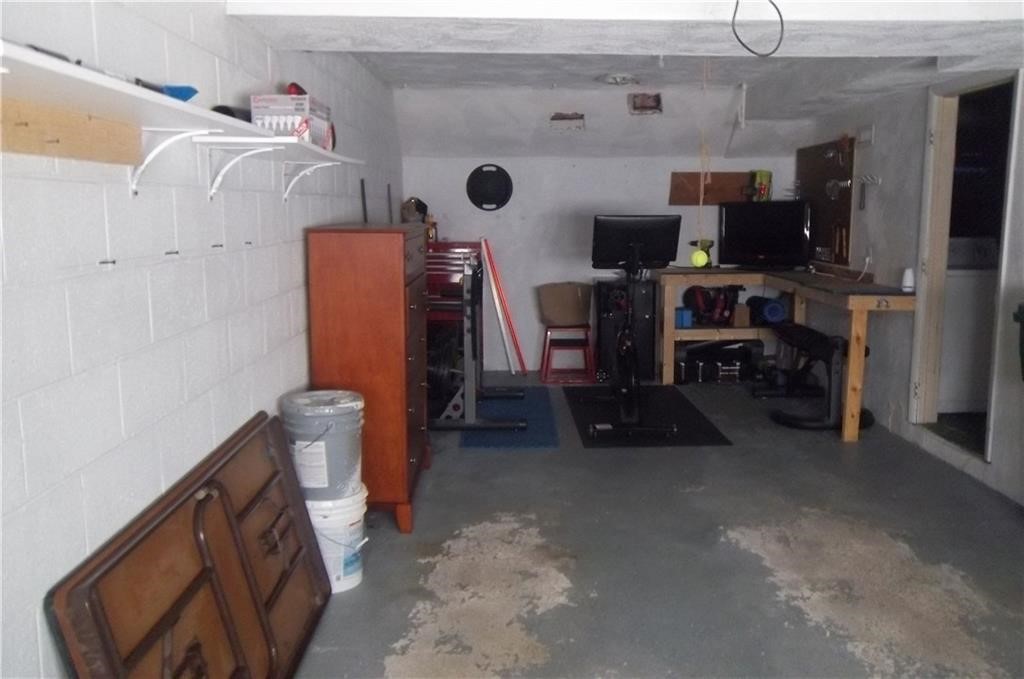 4160 Post Road, Unit 28 East Greenwich, RI 02818 - Photo 31 of 32