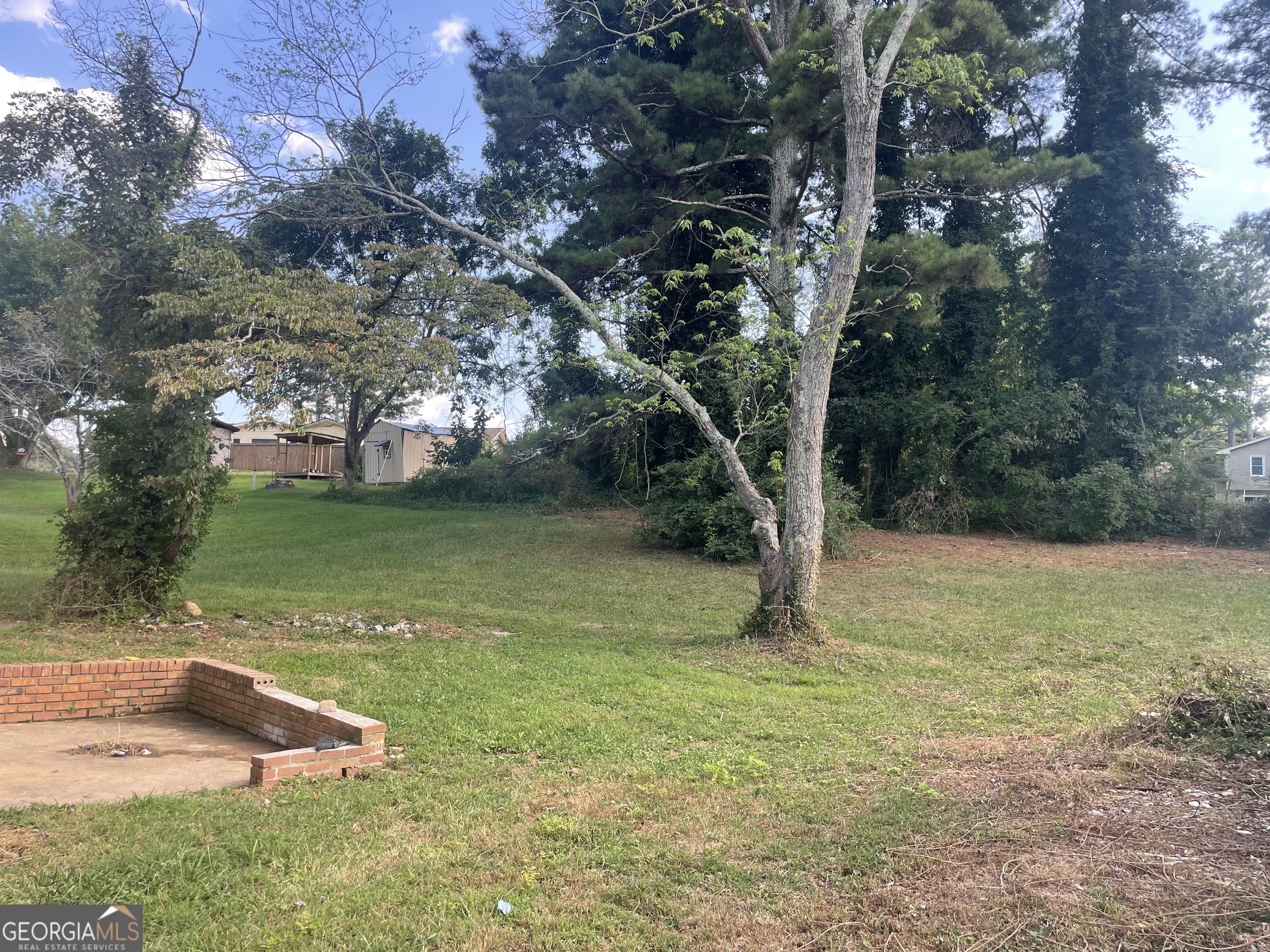 3753 Columbia Parkway Decatur, GA 30034 - Photo 3 of 14 a backyard of a house with lots of green space