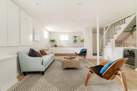 $2,050,000 | 514 Franklin Street, Cambridge, MA 02139
