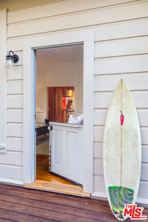 2621 2nd Street Santa Monica, CA 90405 - Photo 27 of 33 a bathroom with a sink and a mirror