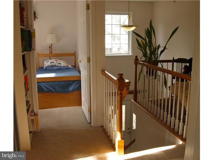 208 Suffolk Road Flourtown, PA 19031 - Photo 10 of 24 Hallway