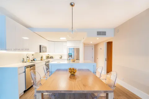 $1,690,000 | 2301 Collins Avenue, Unit 719, Miami Beach, FL 33139