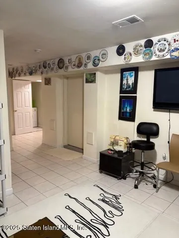 $1,150,000 | 38 Foch Avenue | South Beach