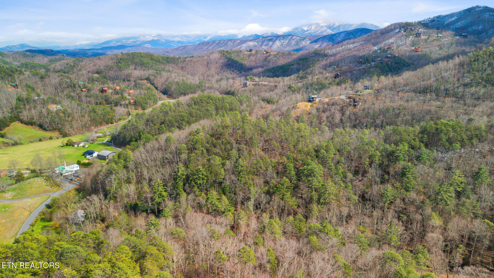 Little Cove Sevierville, TN 37862 - Photo 14 of 16 dji_20260317160549_0634_d