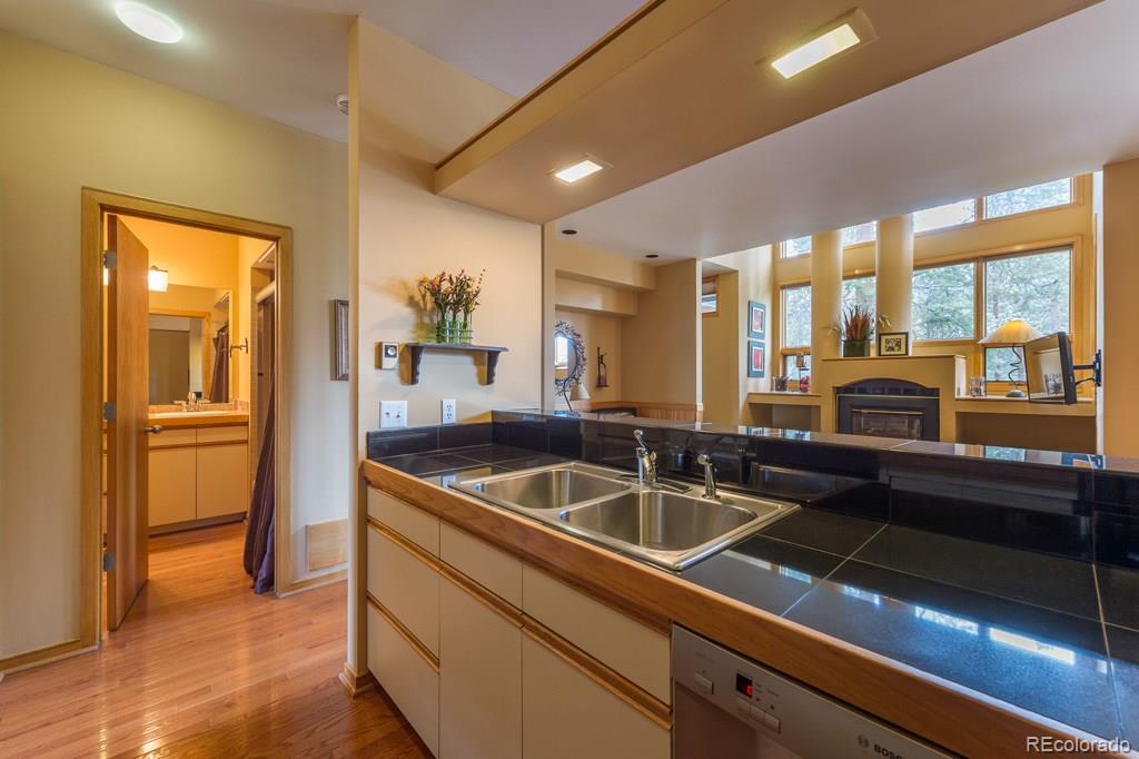 2007 Soda Ridge Road, Unit 1926 Dillon, CO 80435 - Photo 8 of 13 Gallery Image 8