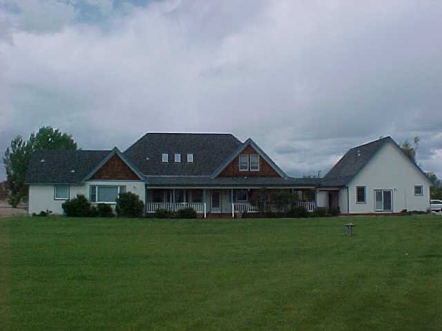 1650 Lombardy Road Gardnerville, NV 89410 - Photo 1 of 8 a front view of a house with a yard