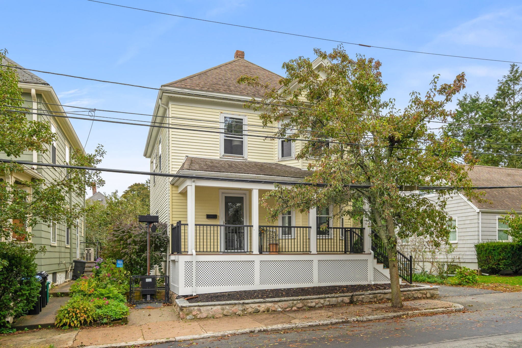 7 Bisson Street Beverly, MA 01915 - Photo 8 of 42 Gallery Image 8