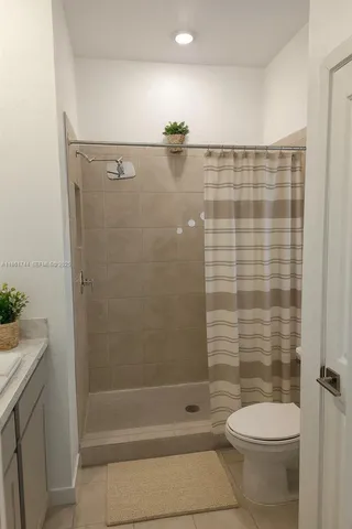 $2,070 | 540 Northeast 5th Street, Florida City, FL 33034