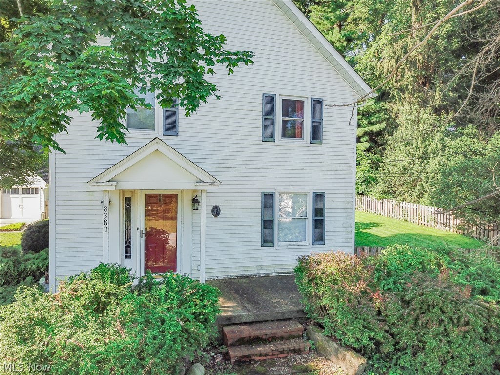 8383 Kinsman Road Novelty, OH 44072 - Photo 3 of 23