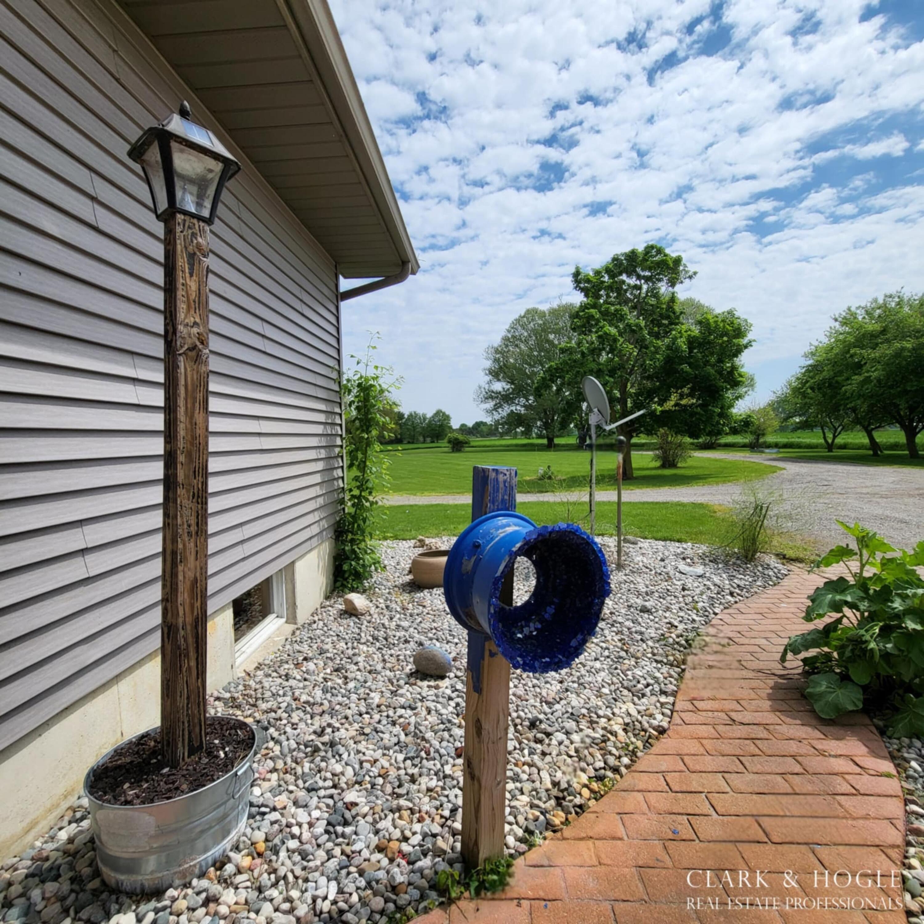 15615 West Kinley Road Pewamo, MI 48873 - Photo 8 of 54 4cefbacd-7d21-4107-bb5f-5c4848ba9e07