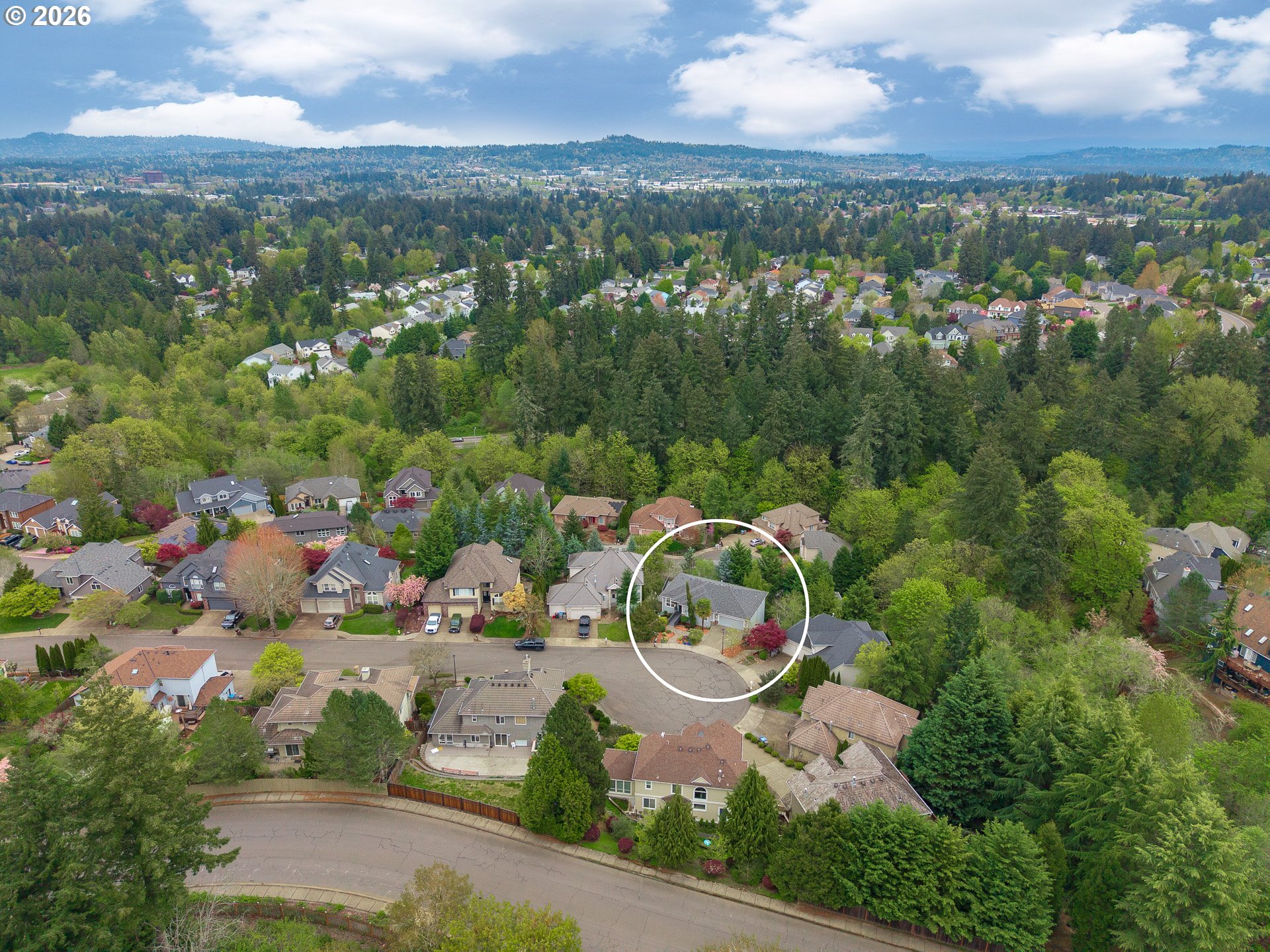 13728 Southwest 130th Place Tigard, OR 97223 - Photo 2 of 48