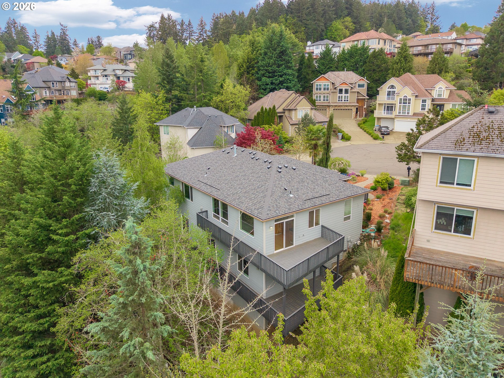 13728 Southwest 130th Place Tigard, OR 97223 - Photo 3 of 48