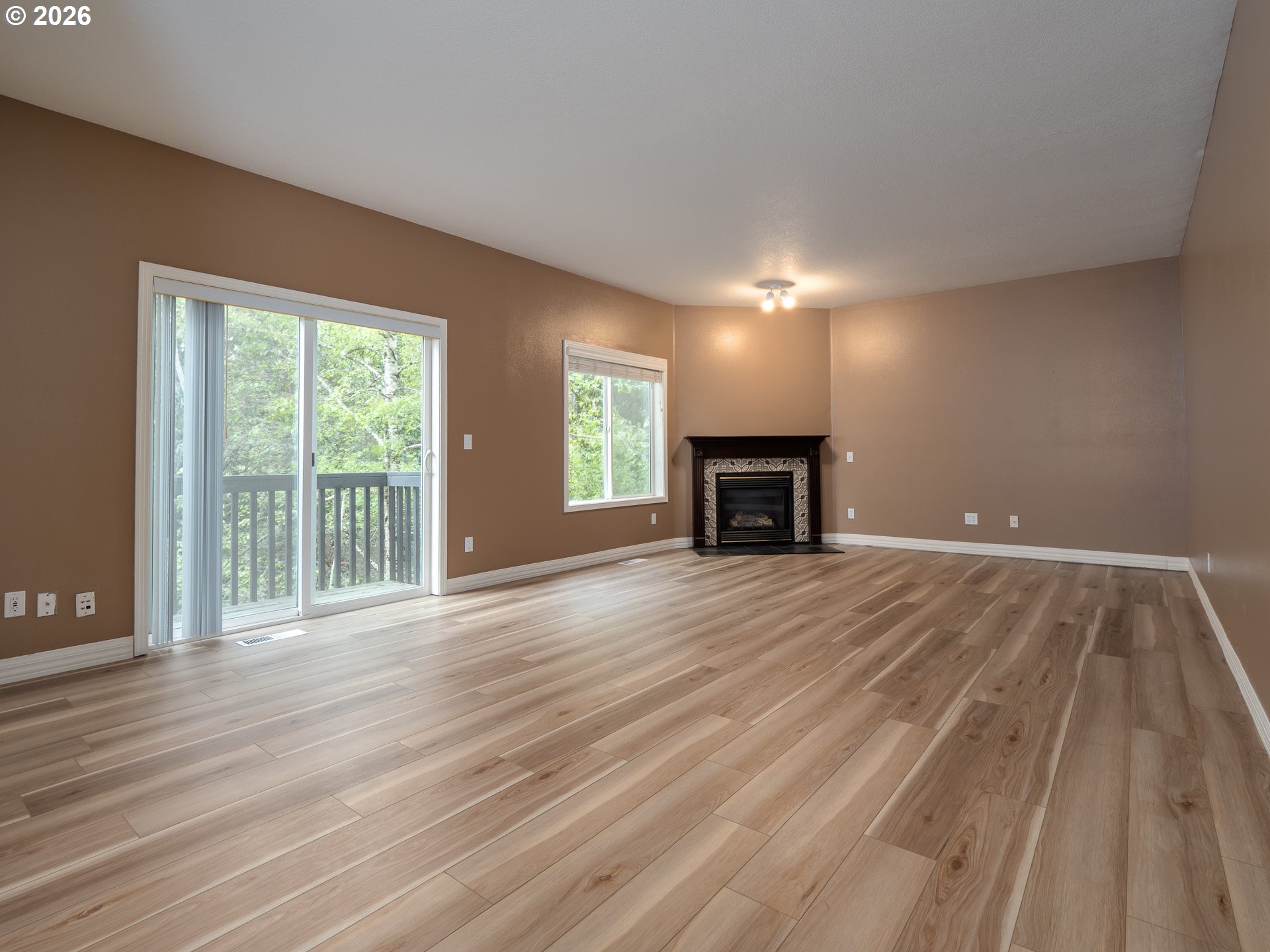 13728 Southwest 130th Place Tigard, OR 97223 - Photo 33 of 48