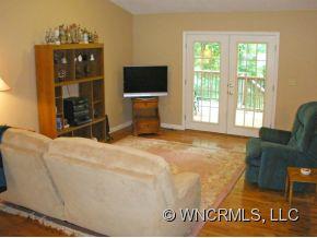 82 Barrett Road Balsam, NC 28707 - Photo 3 of 21 Gallery Image 3