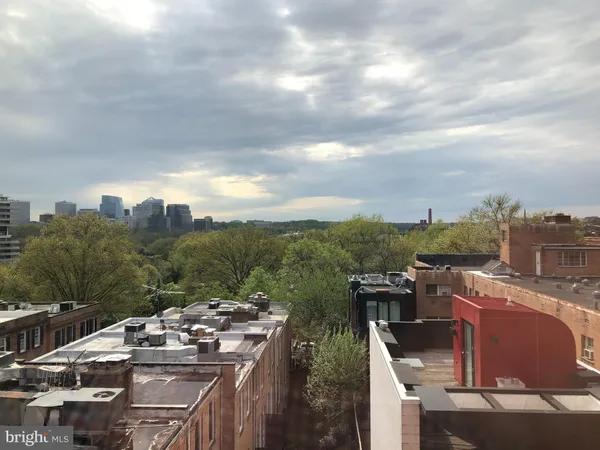 $2,100 | 940 25th Street Northwest, Unit 510S, Washington, DC 20037