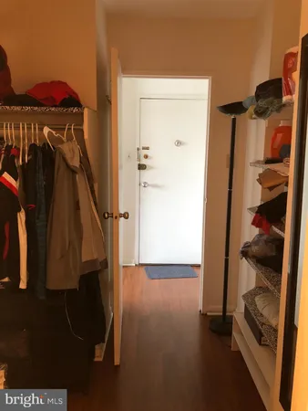 $2,100 | 940 25th Street Northwest, Unit 510S, Washington, DC 20037