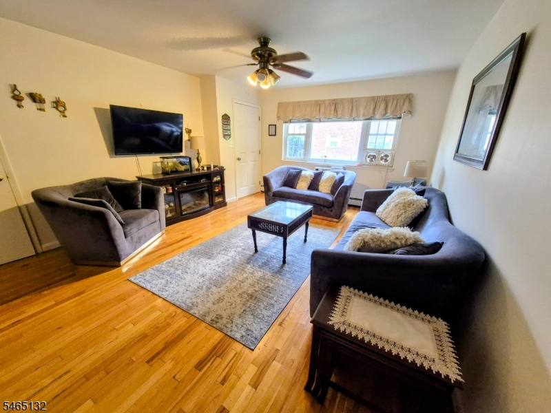 1261 Valley Road Wayne, NJ 07470 - Photo 9 of 15 Gallery Image 9