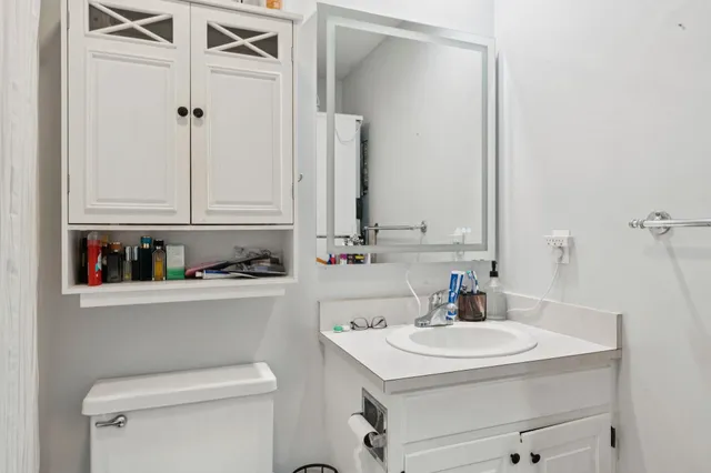 $249,000 | 86 Woodhaven Drive, Hartford, VT 05001