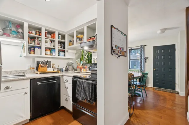 $249,000 | 86 Woodhaven Drive, Hartford, VT 05001