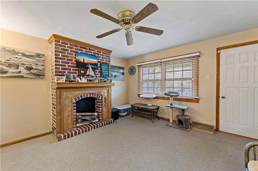 987 McCoy Road McKees Rocks, PA 15136 - Photo 2 of 31