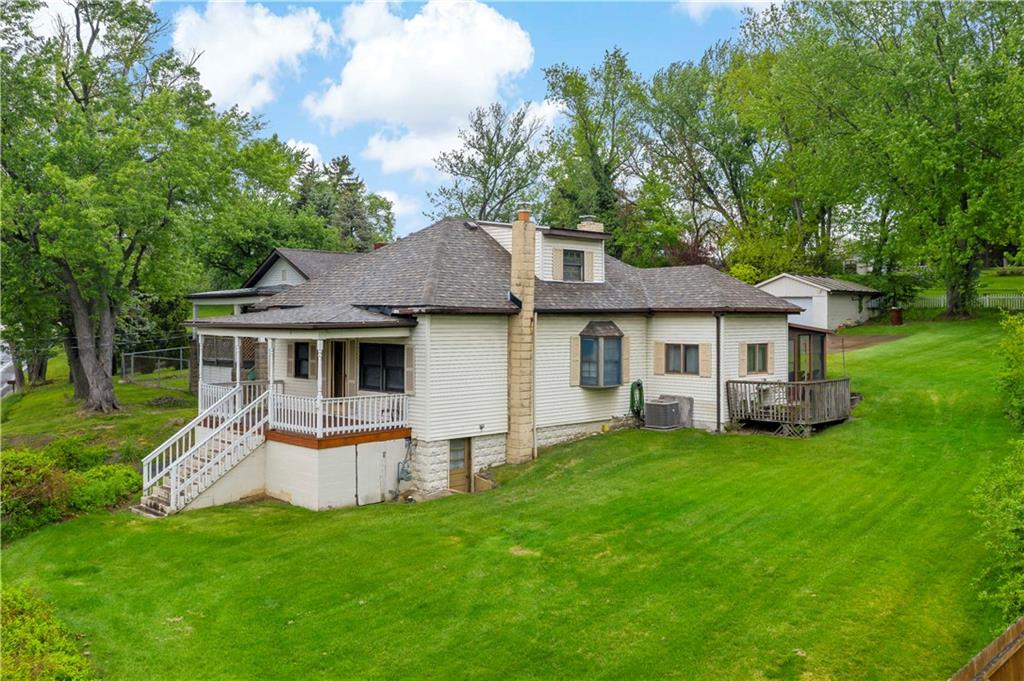 987 McCoy Road McKees Rocks, PA 15136 - Photo 27 of 31