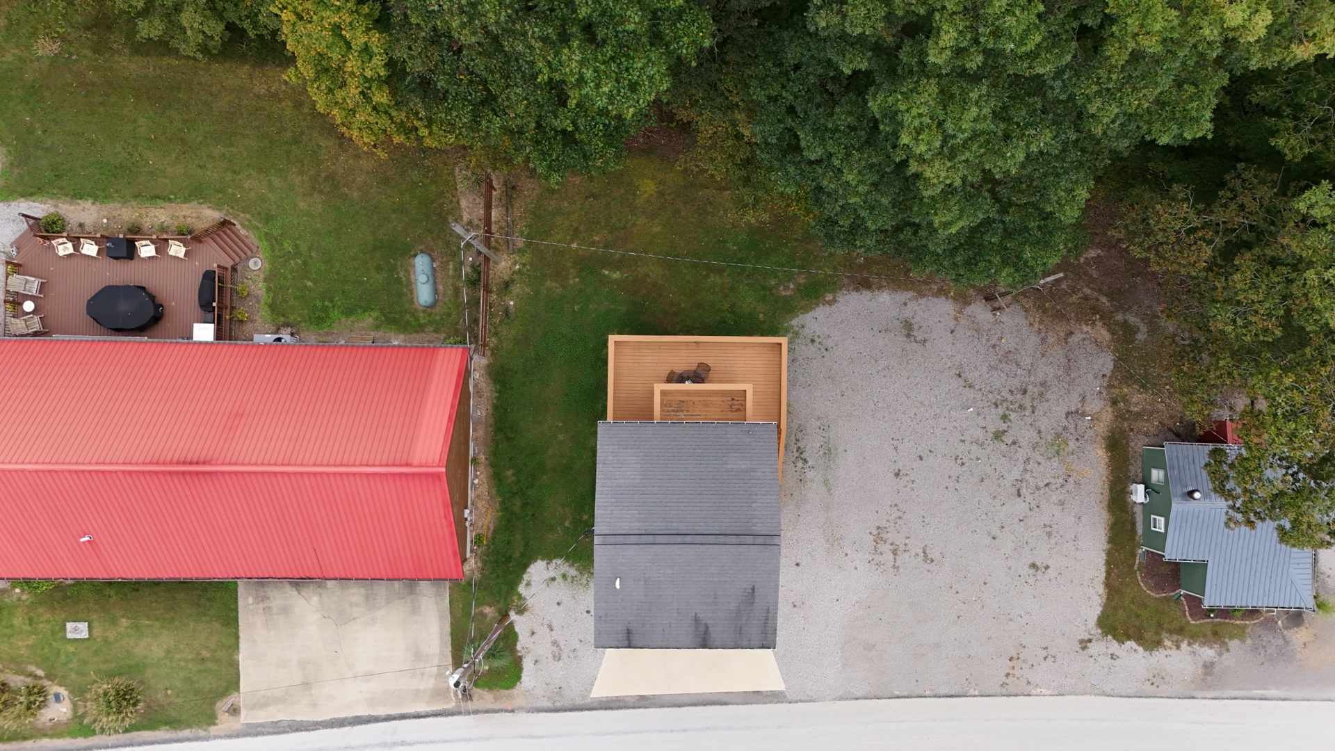 281 Bill Hunter Road Celina, TN 38551 - Photo 31 of 55 an aerial view of a house with a yard