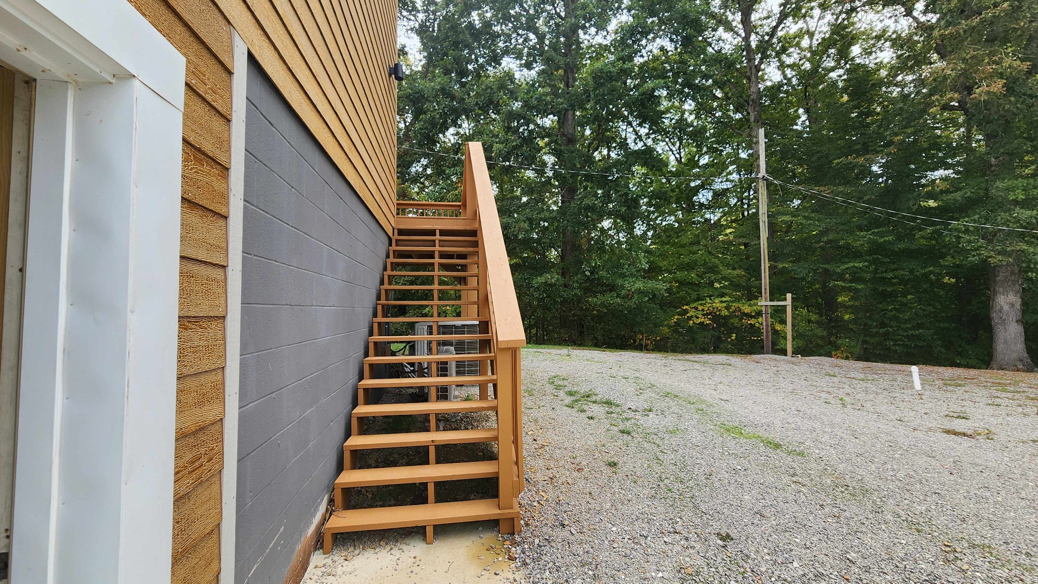 281 Bill Hunter Road Celina, TN 38551 - Photo 38 of 55 a view of entryway and hall