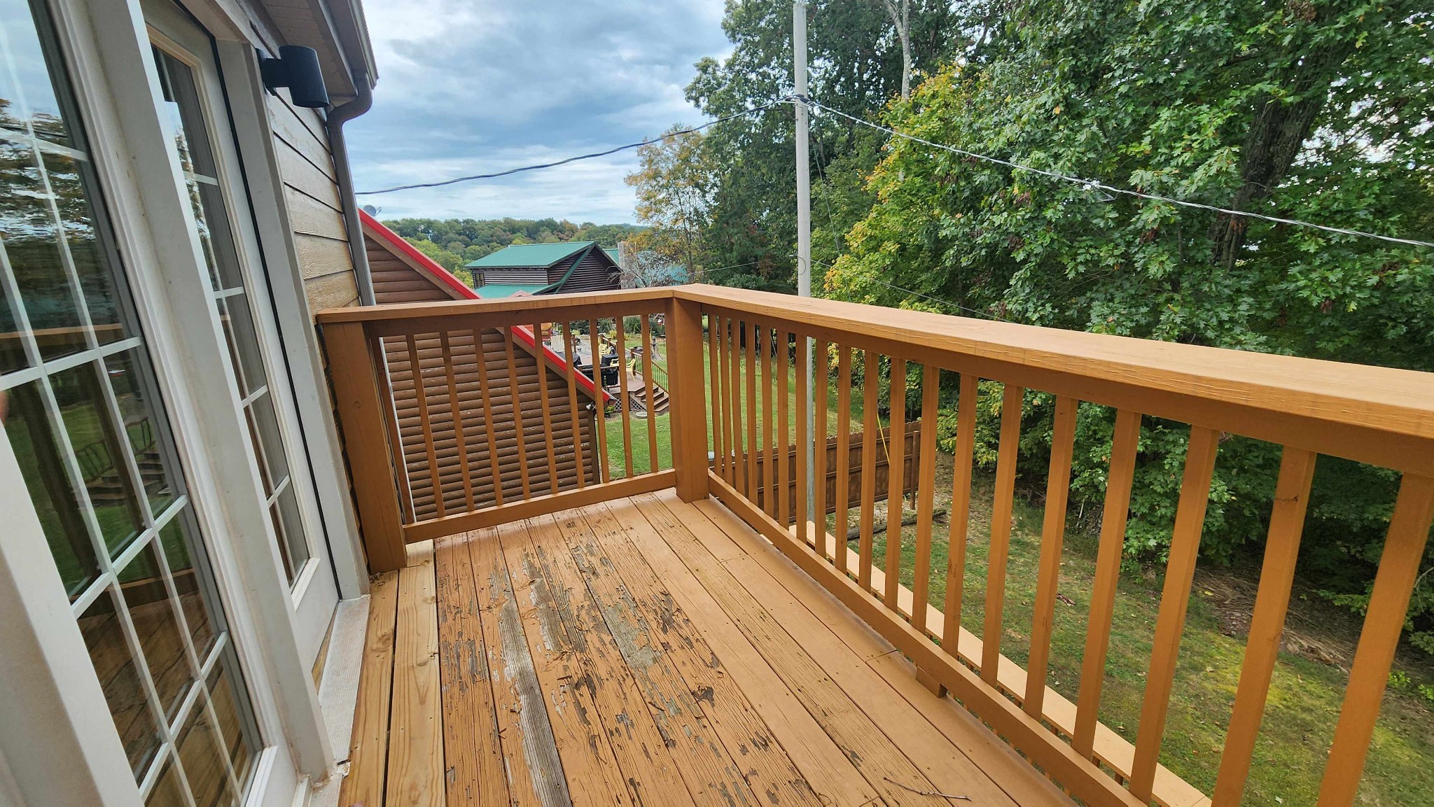 281 Bill Hunter Road Celina, TN 38551 - Photo 46 of 55 a view of balcony with wooden floor