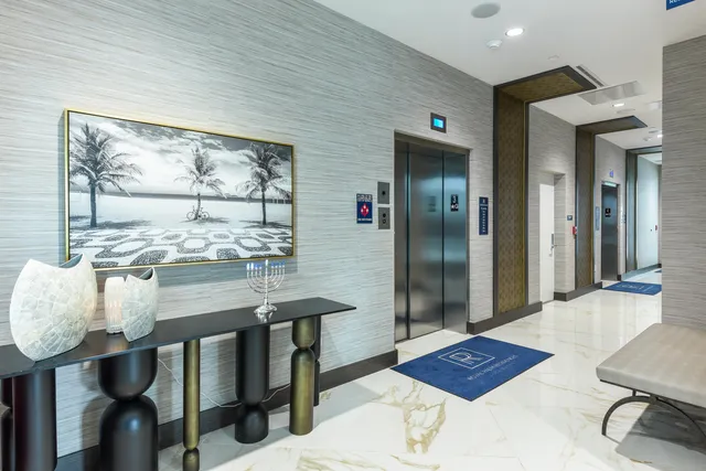 $25,000 | 485 East Royal Palm Road, Unit 403, Boca Raton, FL 33432