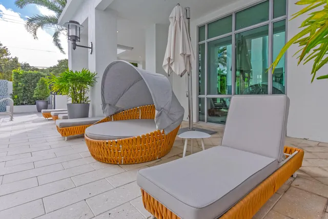 $25,000 | 485 East Royal Palm Road, Unit 403, Boca Raton, FL 33432