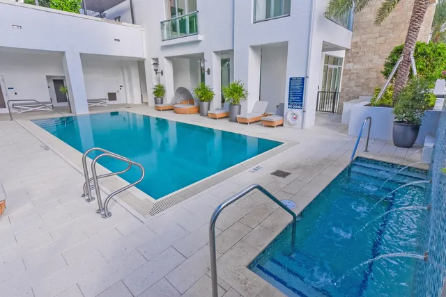 $25,000 | 485 East Royal Palm Road, Unit 403, Boca Raton, FL 33432