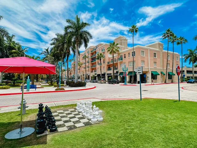 $25,000 | 485 East Royal Palm Road, Unit 403, Boca Raton, FL 33432