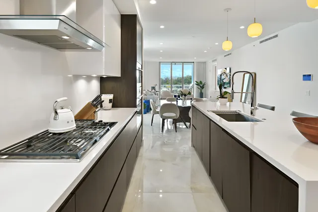 $25,000 | 485 East Royal Palm Road, Unit 403, Boca Raton, FL 33432