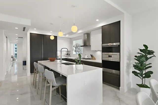 $25,000 | 485 East Royal Palm Road, Unit 403, Boca Raton, FL 33432