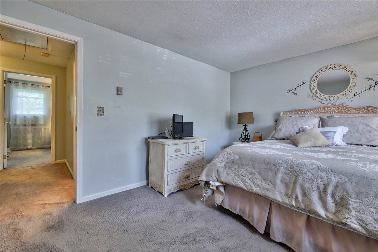 1025 South Mammoth Road, Unit 3 Manchester, NH 03109 - Photo 23 of 29