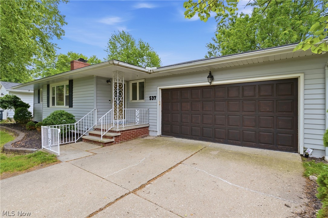 537 Randall Road Elyria, OH 44035 - Photo 7 of 49