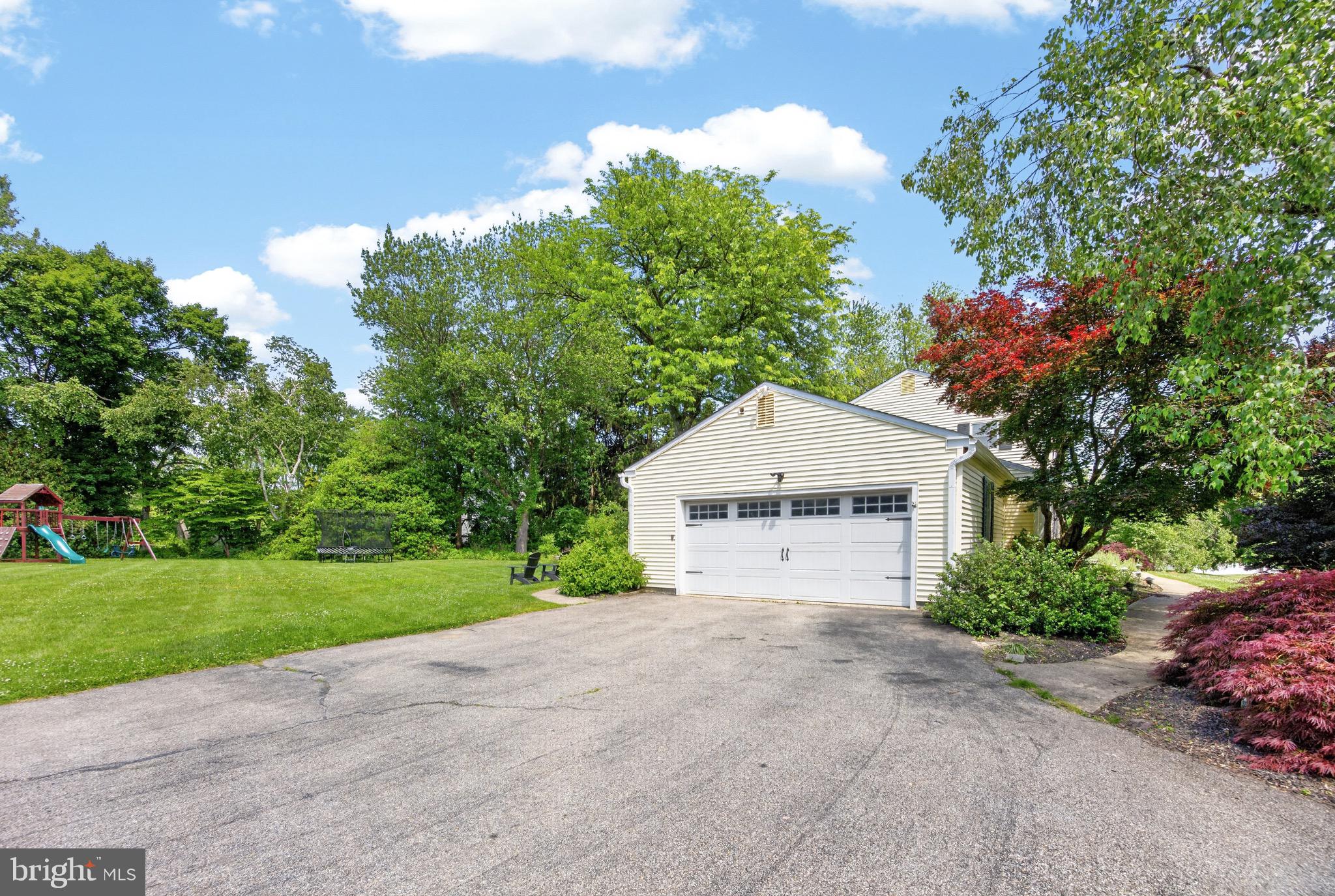 1236 Highgate Road West Chester, PA 19380 - Photo 3 of 7