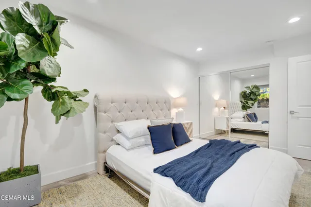 $1,092,000 | 2679 Lakewood Place, Westlake Village, CA 91361