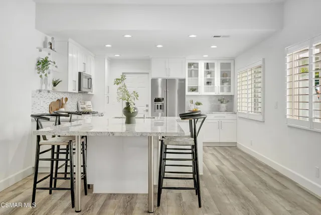 $1,092,000 | 2679 Lakewood Place, Westlake Village, CA 91361