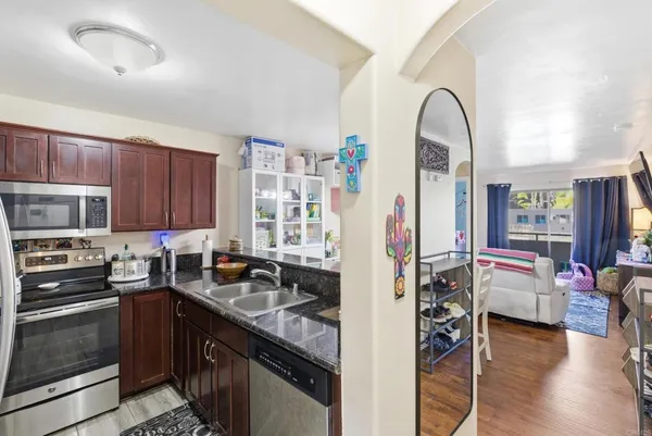$2,500 | 4540 60th Street, Unit 203, San Diego, CA 92115