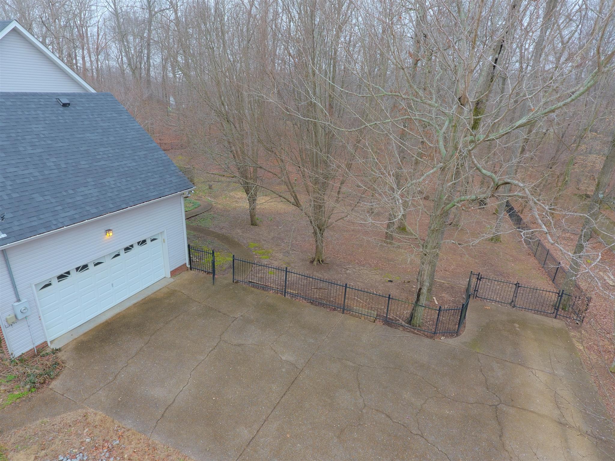 339 Eastside Road Burns, TN 37029 - Photo 7 of 24 Gallery Image 7