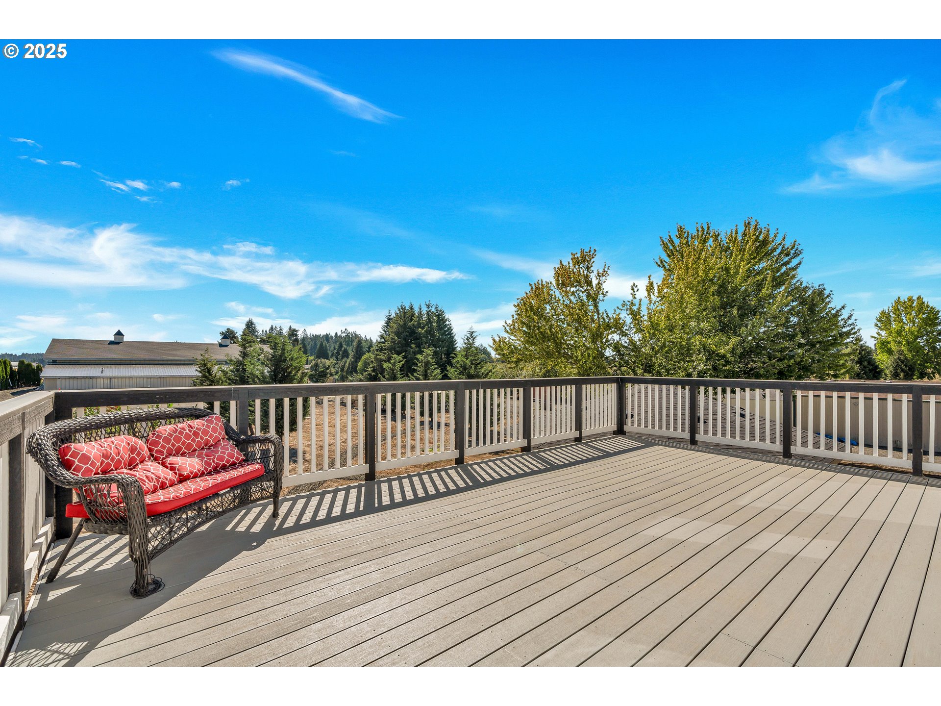 6560 Southwest Rood Bridge Road Hillsboro, OR 97123 - Photo 28 of 45 Gallery Image 28