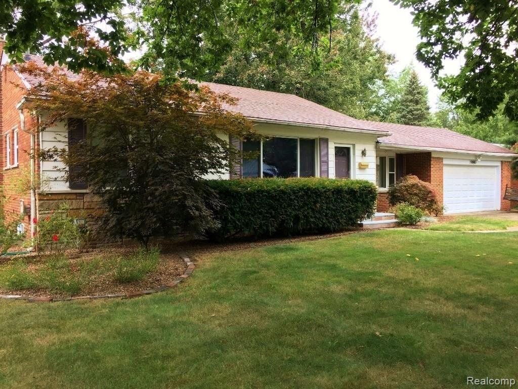18965 Norwich Road Livonia, MI 48152 - Photo 2 of 19 2 Norwich Fr5 (1024x768).jpg