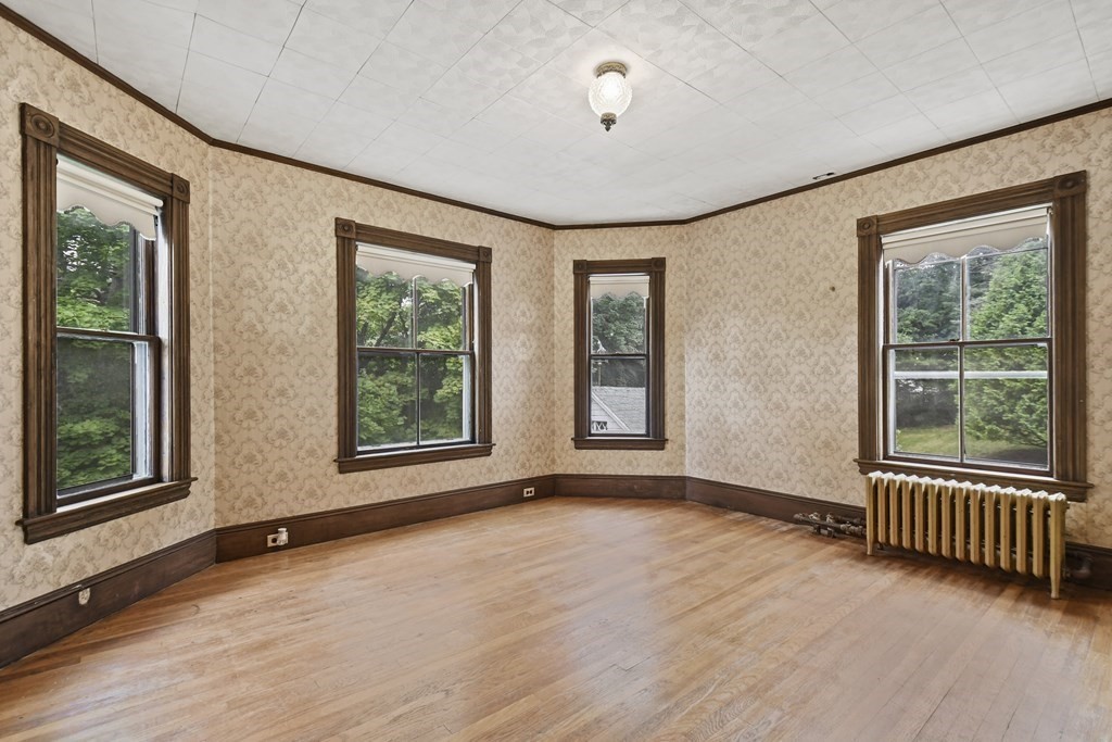 22 Clinton Street Woburn, MA 01801 - Photo 18 of 37 Gallery Image 18