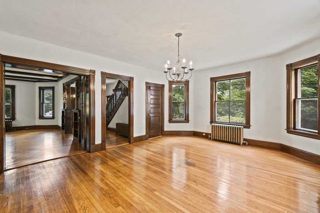 22 Clinton Street Woburn, MA 01801 - Photo 7 of 37 Gallery Image 7