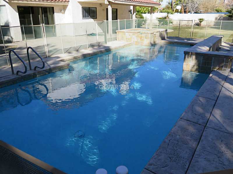 388 Rushing Creek Court Henderson, NV 89014 - Photo 26 of 35 Yard/Garden.