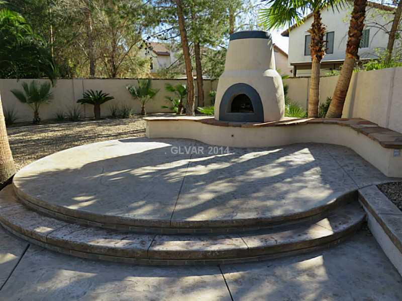 388 Rushing Creek Court Henderson, NV 89014 - Photo 28 of 35 Yard/Garden.